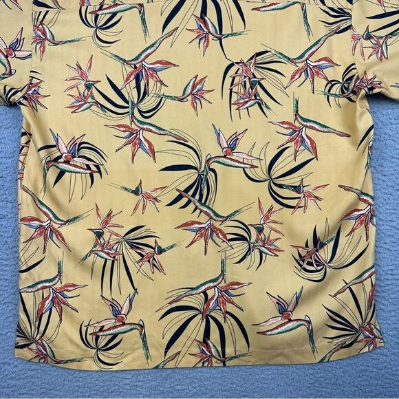 Tehama Clint Silk Shirt Mens Large Yellow Hawaiian Floral Beach White Witch Logo - Picture 10 of 16